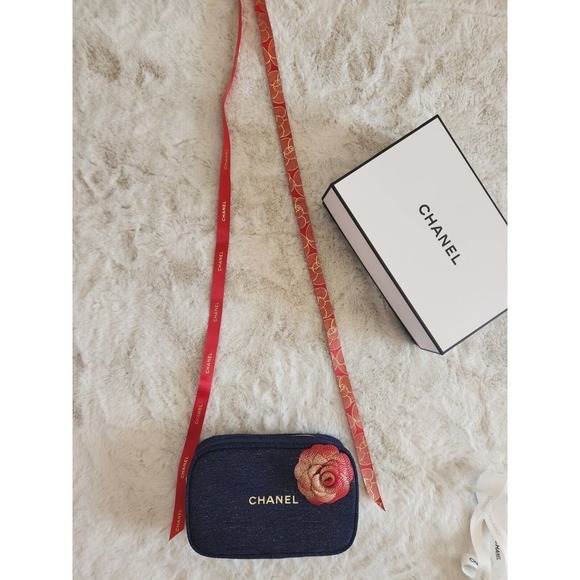 New CHANEL 2023 Pouch Camellia Flower Glittered Ribbon Box Bag Denim - Picture 10 of 16